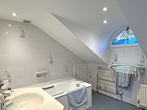 Photo 5- click for photo gallery